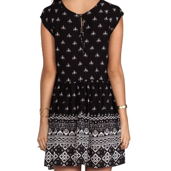 MINKPINK Native Nights Thunderbird Babydoll Rayon Dress Never Worn - Picture 2 of 16